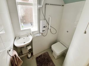 Cloakroom/wc/wet room- click for photo gallery